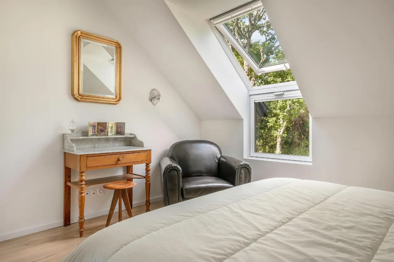 Holiday home Presqu'Ile De Rhuys, Belle Maison Pour 10 (Adults Only) Sarzeau